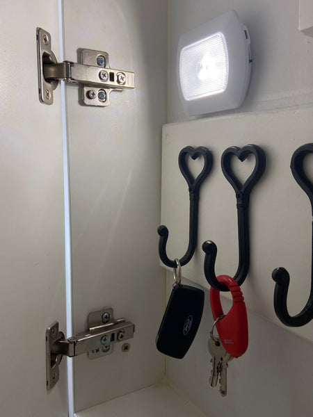 Omni Rechargeable LED Push Lights With Wireless Magnetic Strip