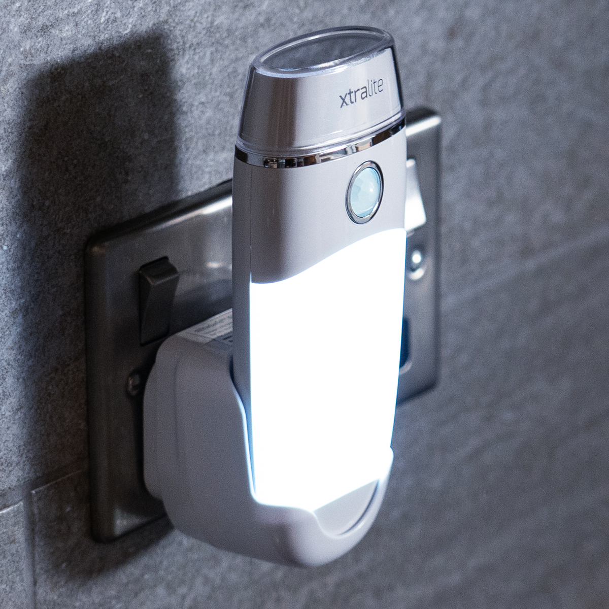 Xtralite NiteSafe Duo + LED Motion Sensor Night Light Torch & With