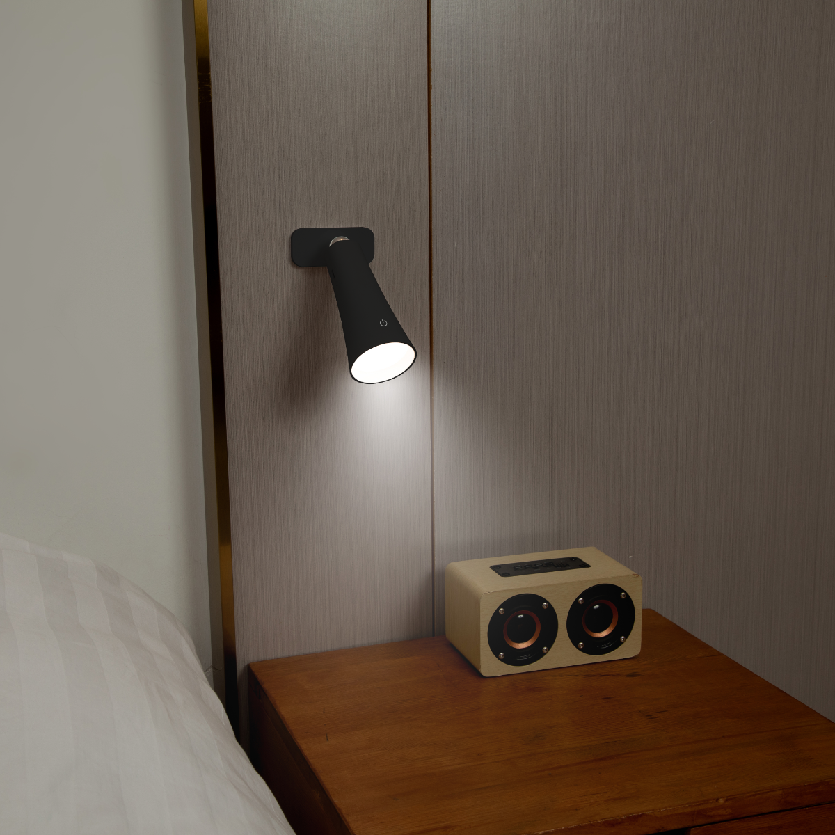 Xtralite Geo Optic LED Magnetic Light